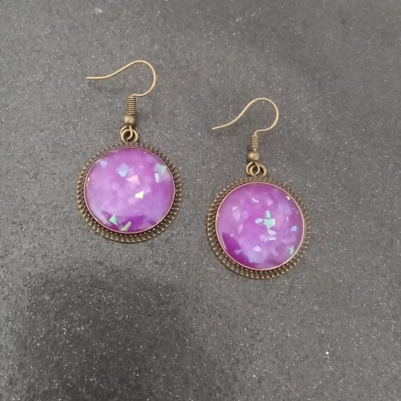 Purple faux fire opal glow in dark and sunlight bronze round dangle earrings - Picture 5 of 6